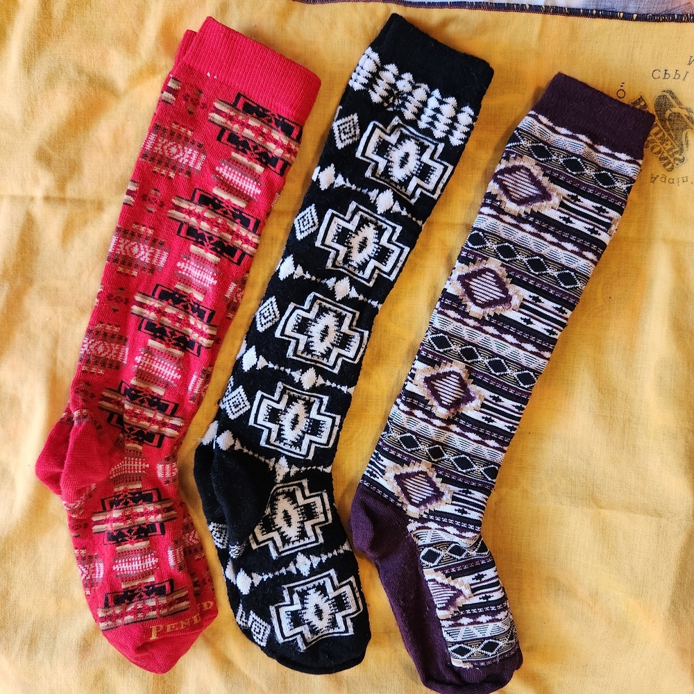 Pendleton Men's Geometric Socks Set - Red, Black, Purple